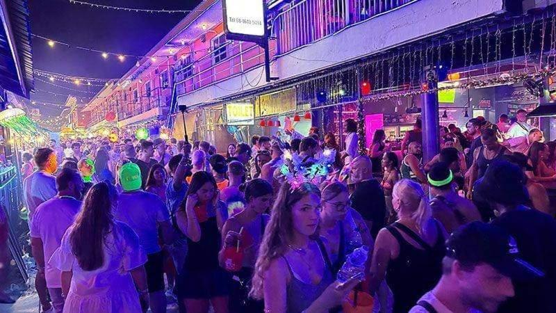 Phangan Mantra Inn Haad Rin Eksteriør billede